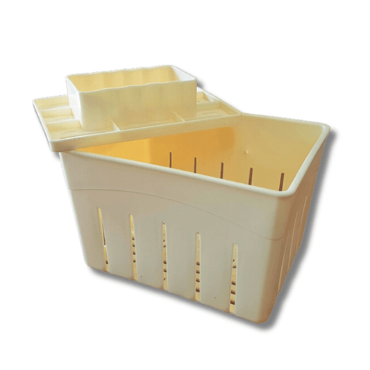 cream coloured plstic contatiner for starining cheese and tofu